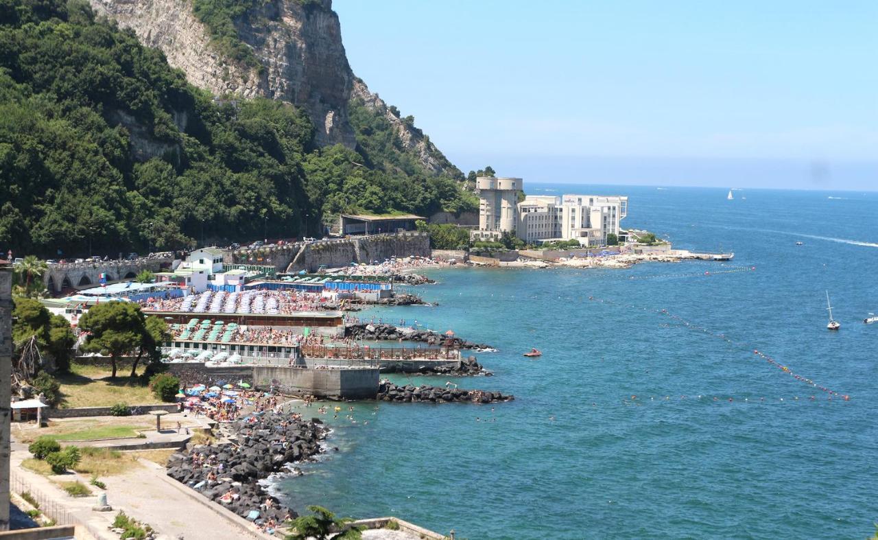 Stabia Holiday House Castellammare di Stabia Exteriör bild
